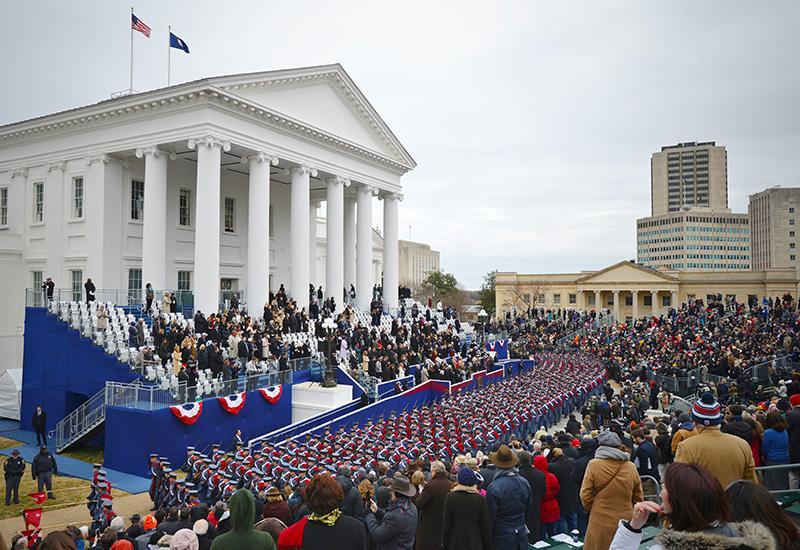 The VMI Corps of Cadets marches past the State Capitol Building in Richmond during the inaugural parade of Ralph Northam '81.